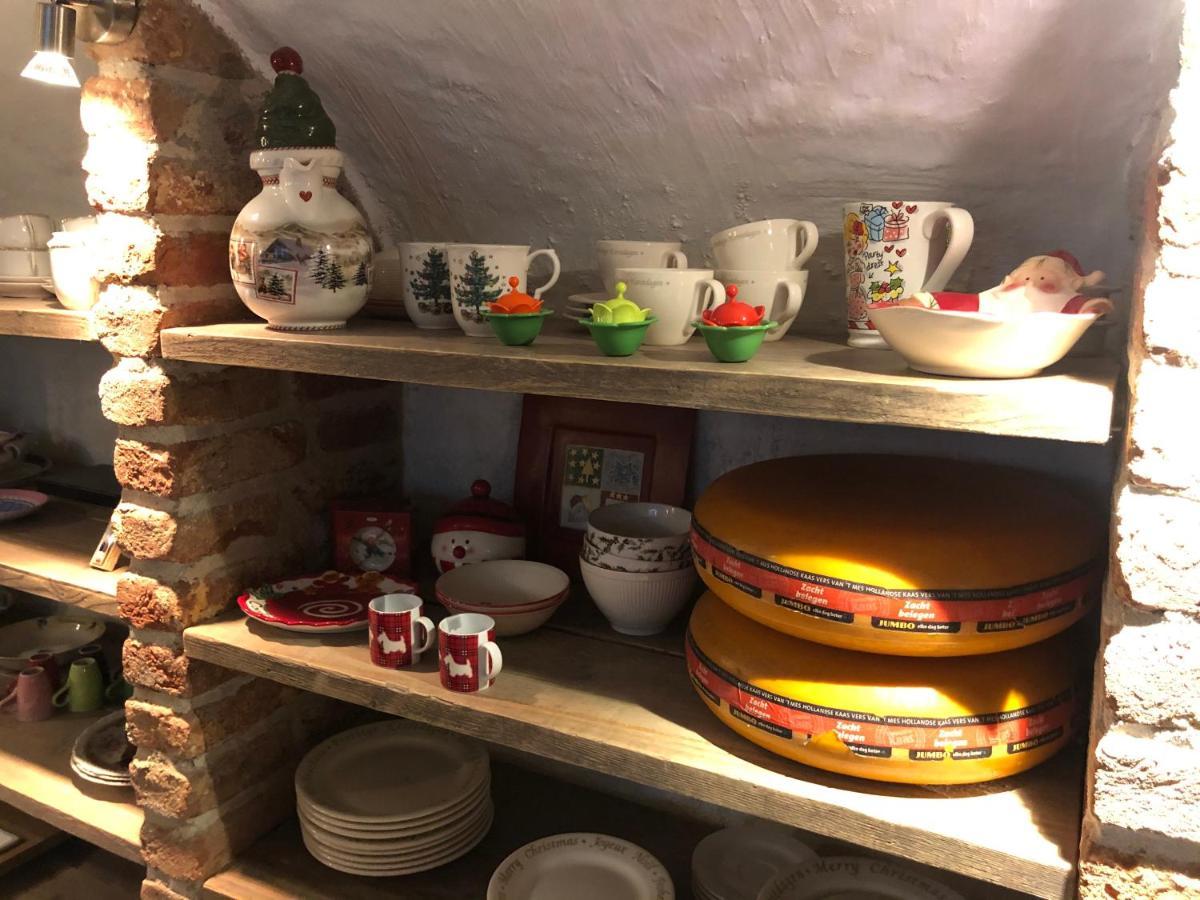 Bed & Breakfast Adrichem En Scherpenseel 미델뷔르흐 외부 사진