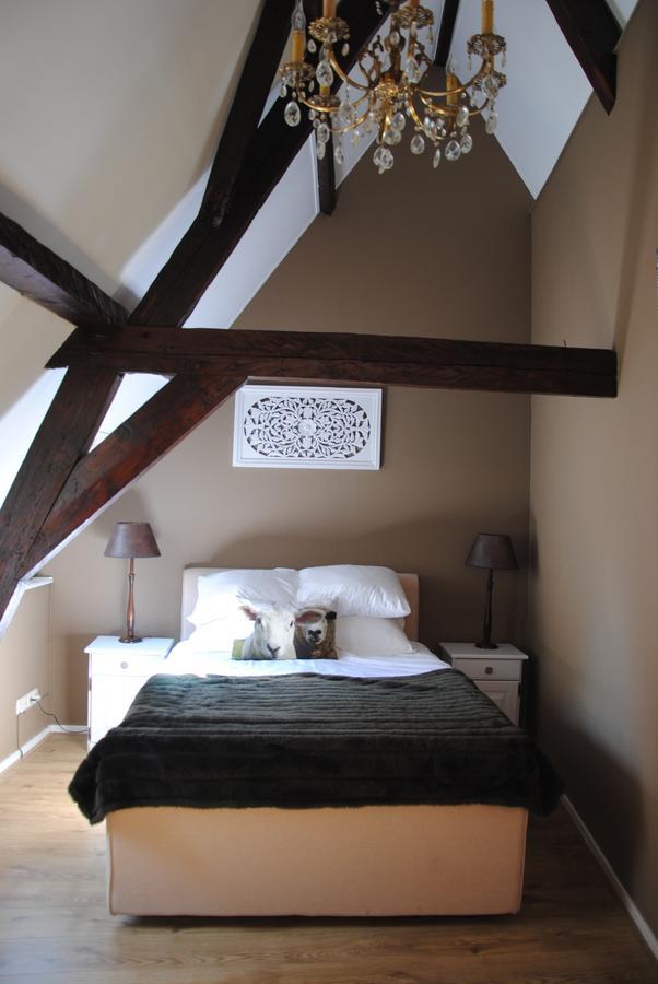 Bed & Breakfast Adrichem En Scherpenseel 미델뷔르흐 외부 사진