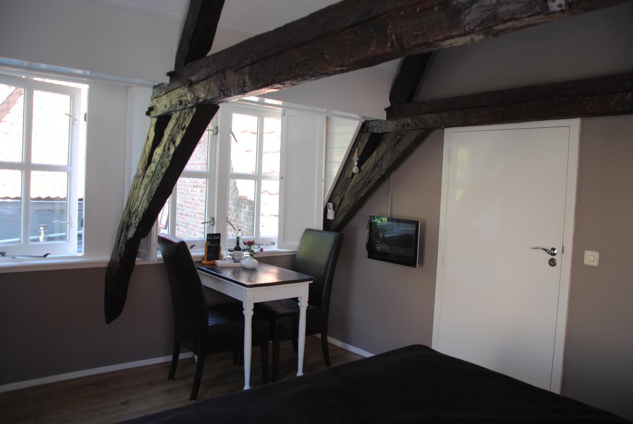 Bed & Breakfast Adrichem En Scherpenseel 미델뷔르흐 외부 사진