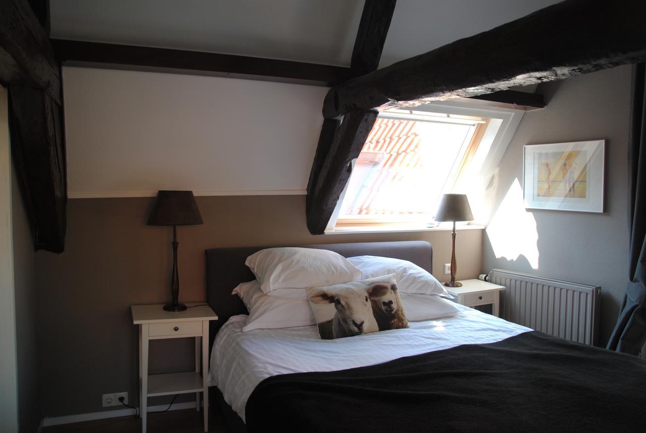 Bed & Breakfast Adrichem En Scherpenseel 미델뷔르흐 외부 사진